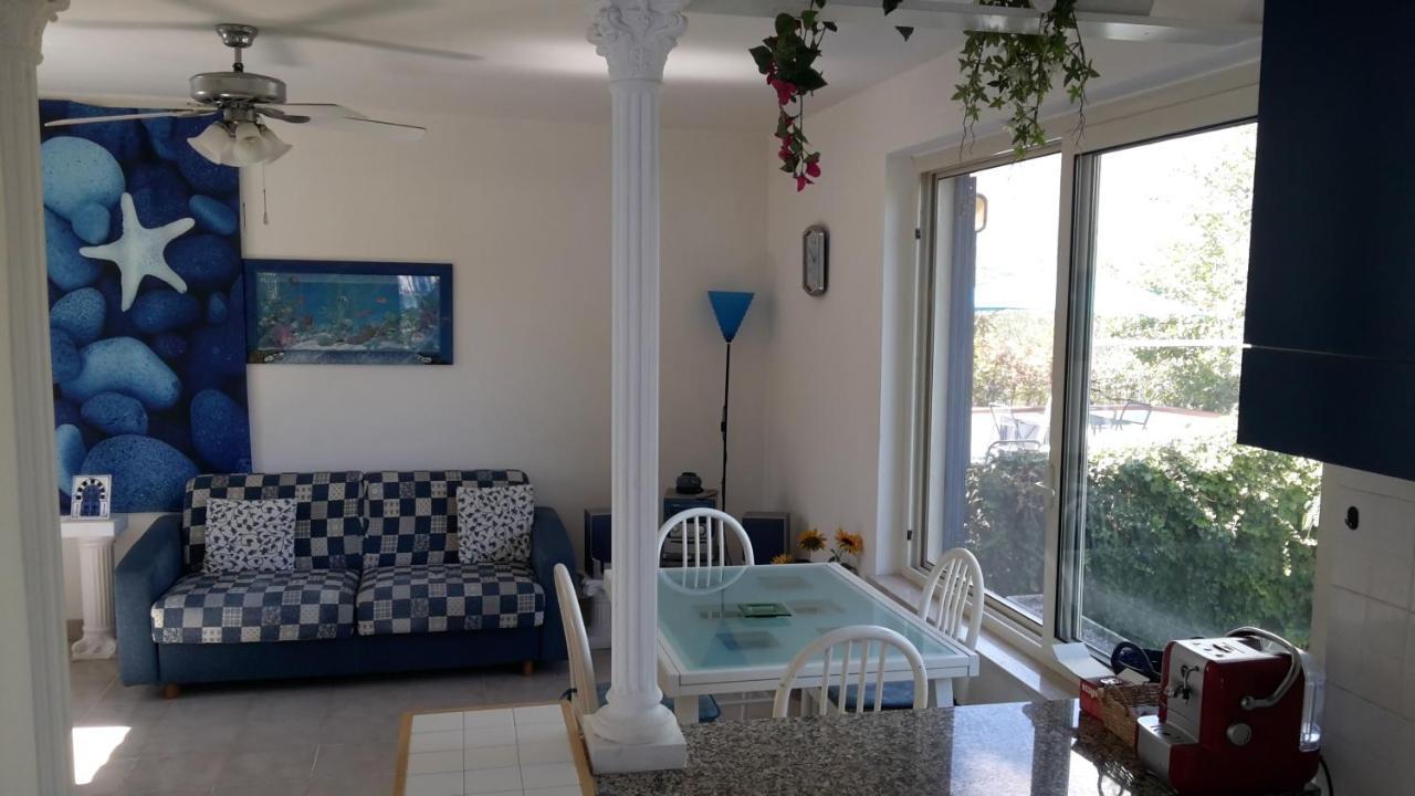 La Marina Gardens Beach Scauri  Exterior photo