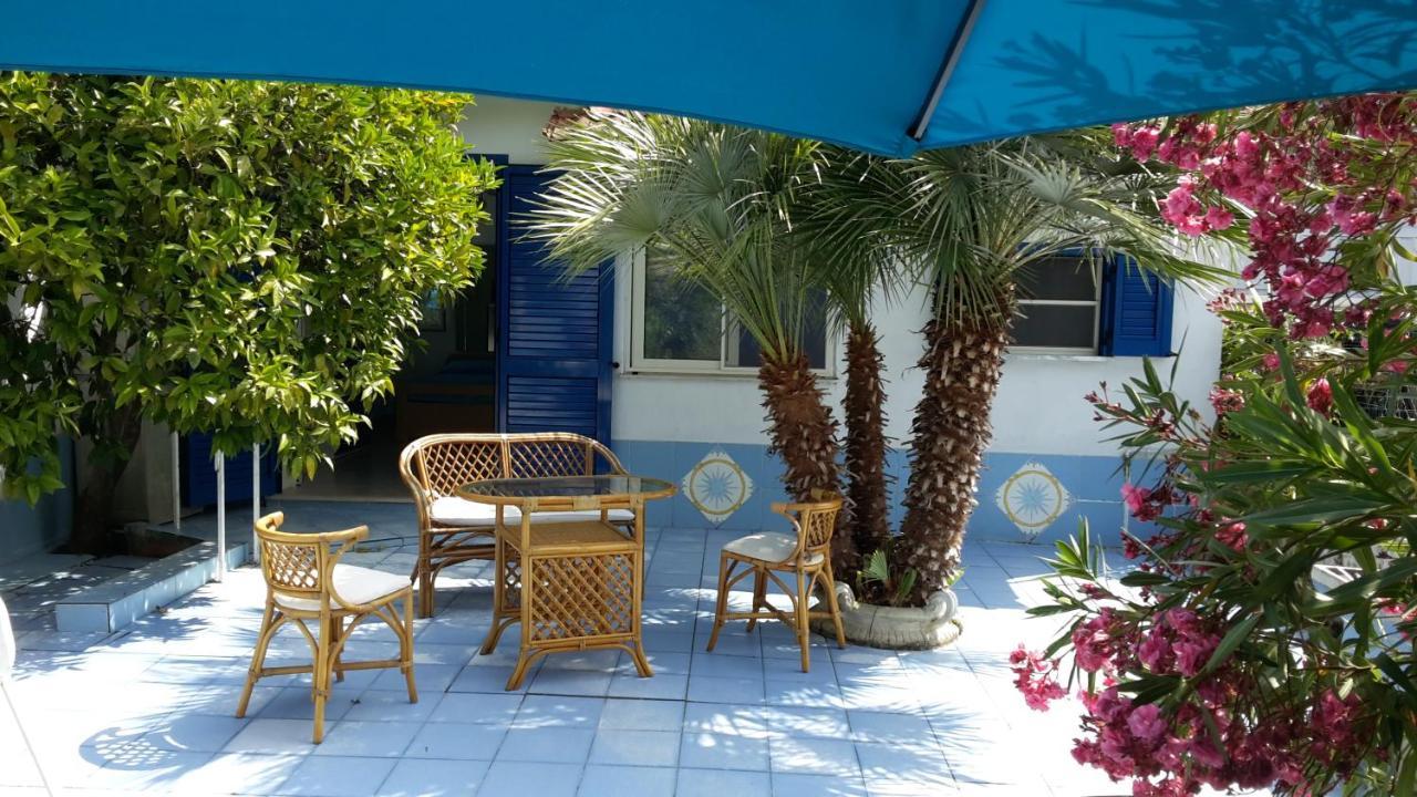 La Marina Gardens Beach Scauri  Exterior photo